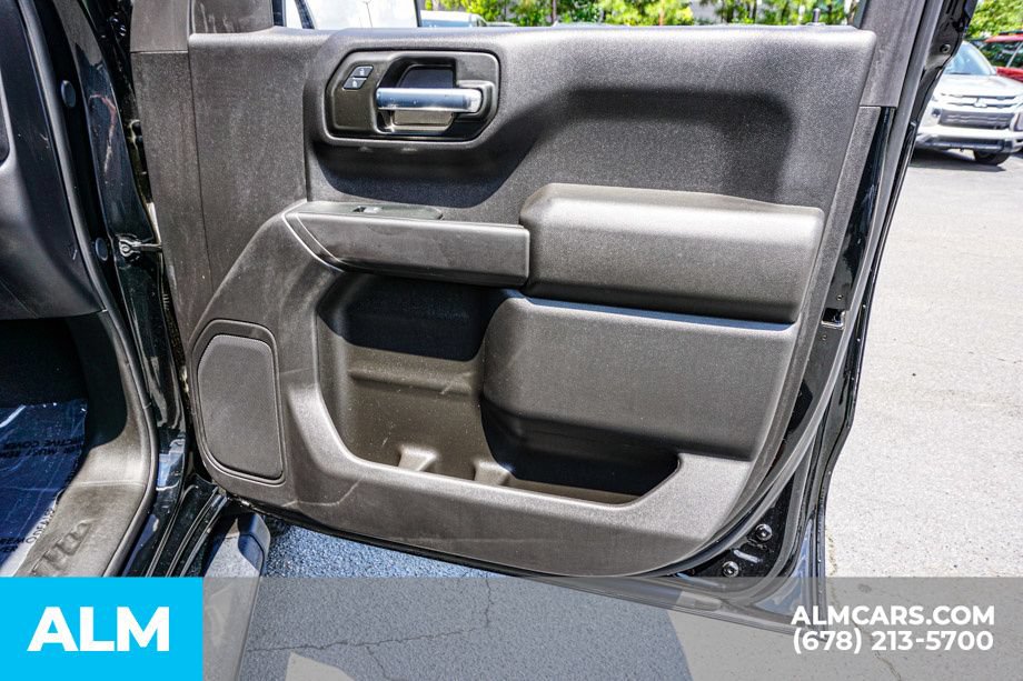 Used 2024 Chevrolet Silverado 1500 Custom Trail Boss w/ Dark Appearance Package AWD/4WD image 51