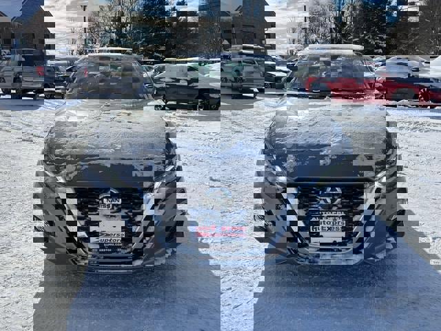 Used 2022 Nissan Altima 2.5 SV image 2