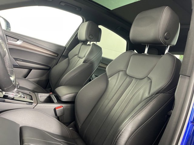 Used 2022 Audi Q5 2.0T Premium w/ Convenience Package image 21