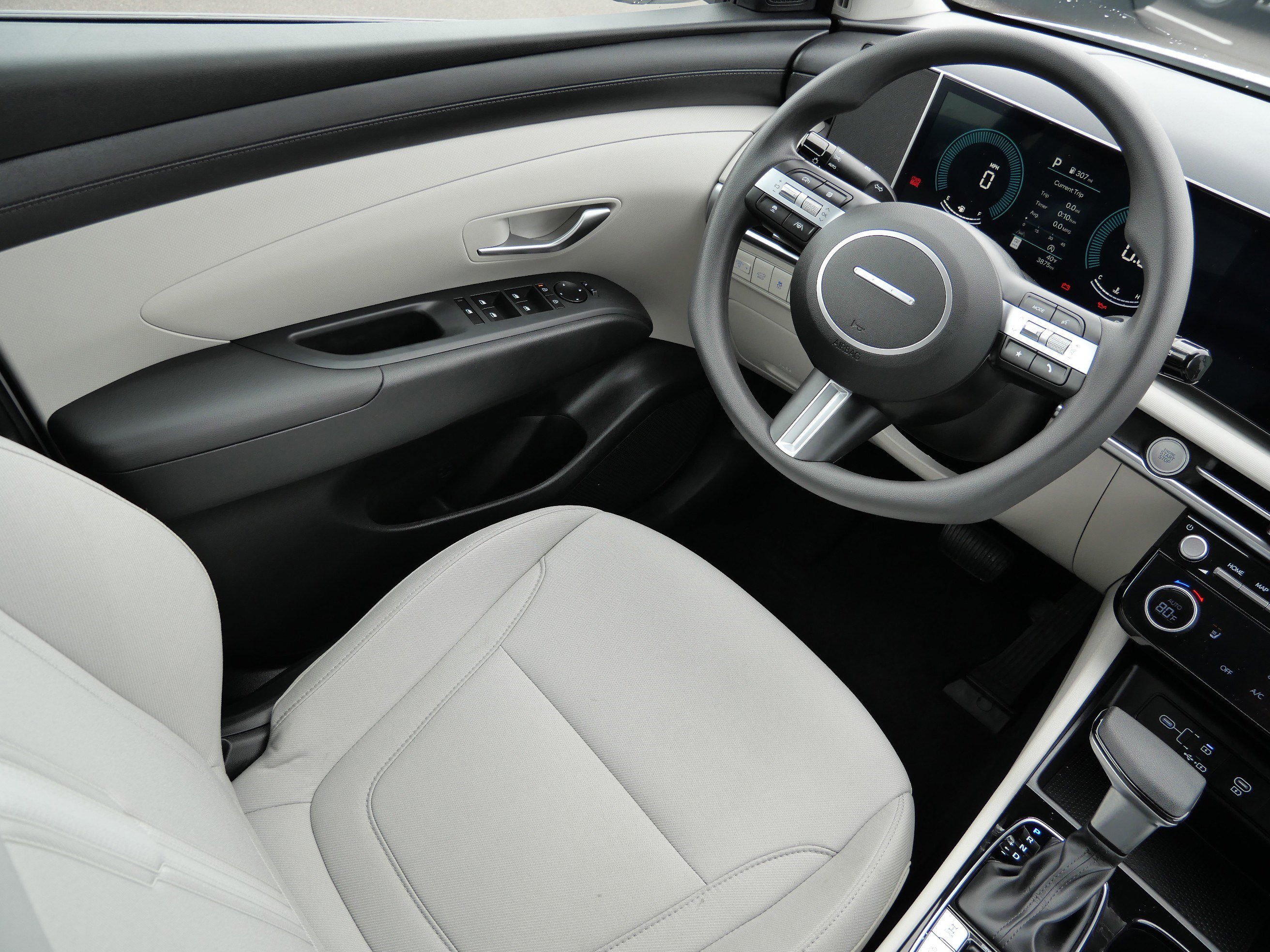 Certified 2026 Hyundai Tucson SEL image 9