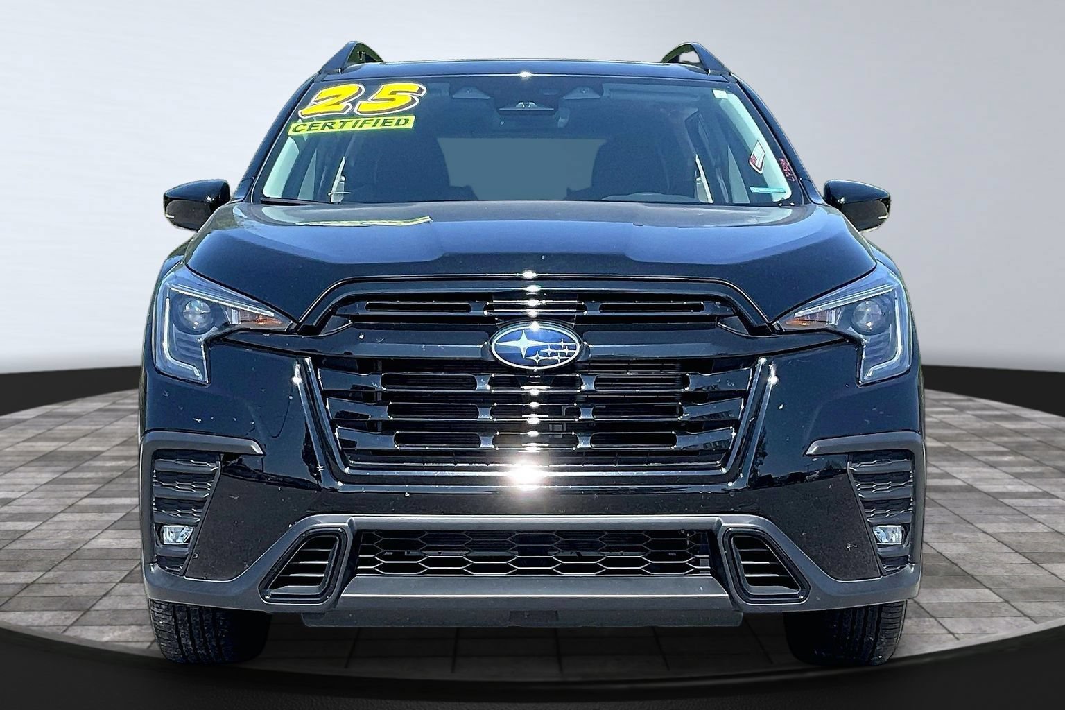 Certified 2025 Subaru Ascent Onyx Edition AWD/4WD image 3