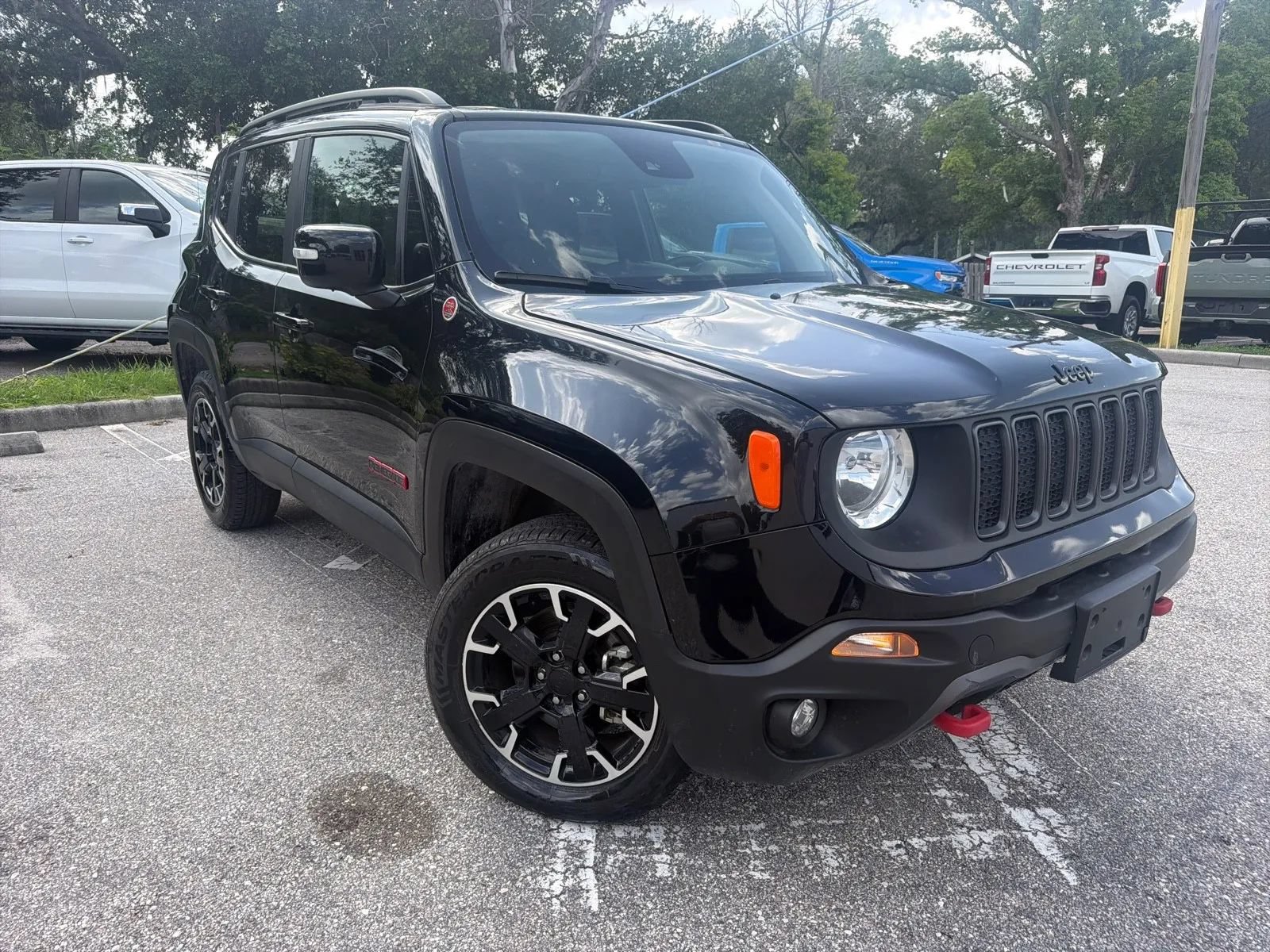 Used 2023 Jeep Renegade Trailhawk AWD/4WD image 7