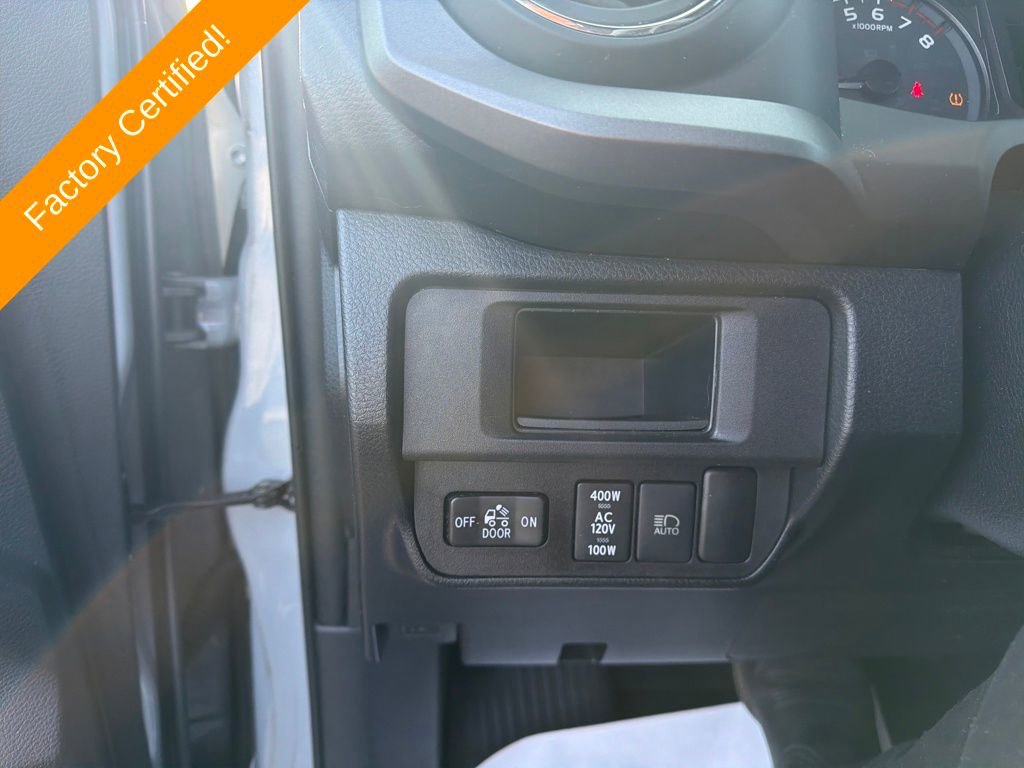 Used 2019 Toyota Tacoma TRD Sport image 12