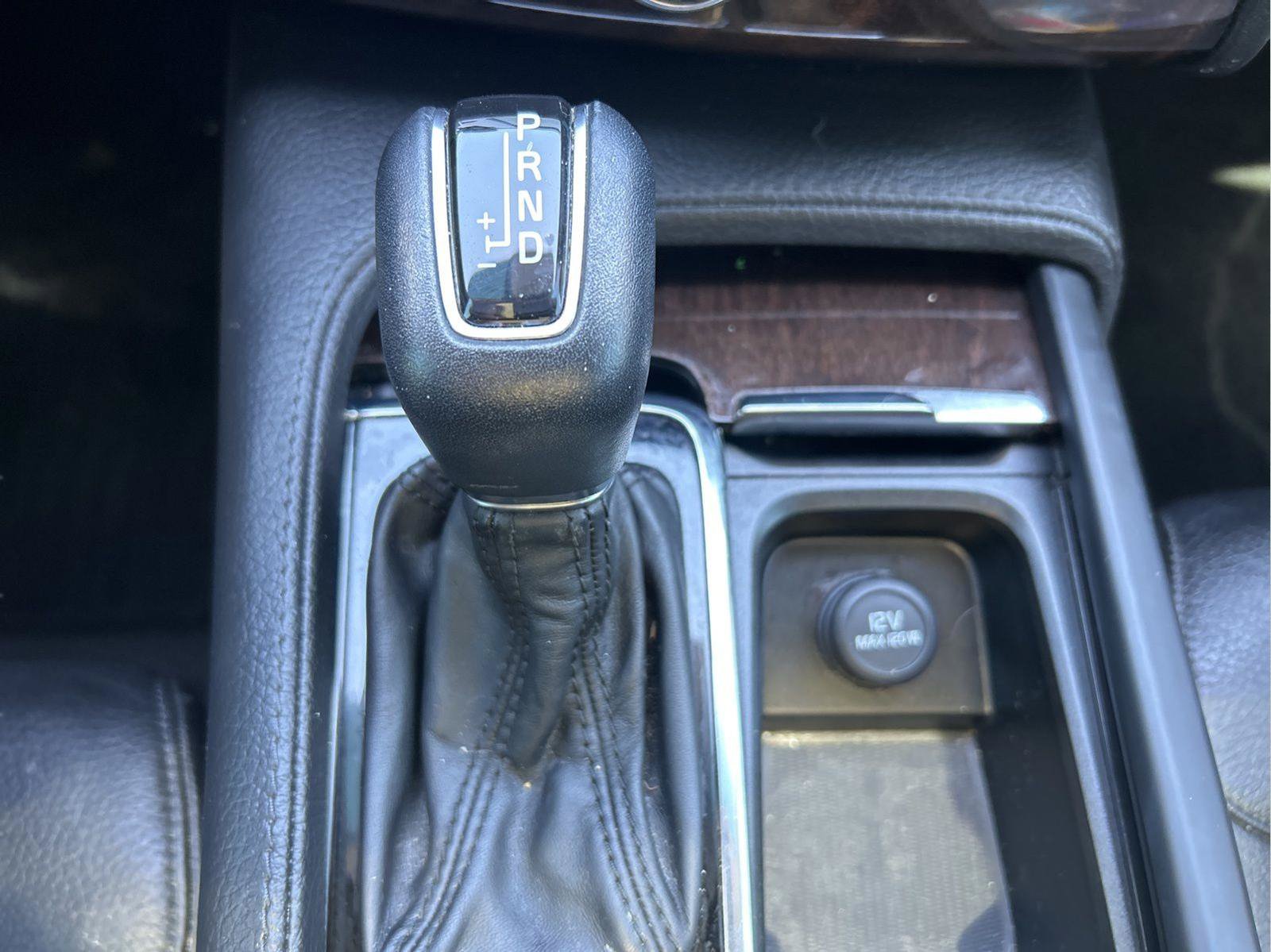 Used 2017 Volvo XC90 T6 Momentum w/ Vision Package AWD/4WD image 31