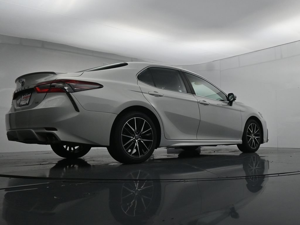 Used 2023 Toyota Camry SE FWD image 37