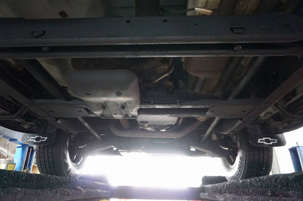 Used 1998 Chevrolet Silverado 1500 4x4 Regular Cab w/ Preferred Equipment Group 2 image 62