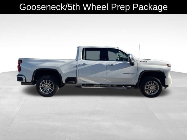 Certified 2025 Chevrolet Silverado 3500 LTZ w/ Z71 Chrome Sport Edition image 9