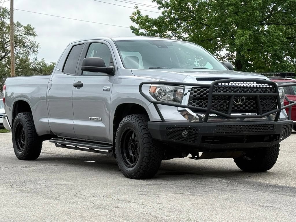 Used 2020 Toyota Tundra SR5 w/ SR5 Upgrade Package AWD/4WD image 7