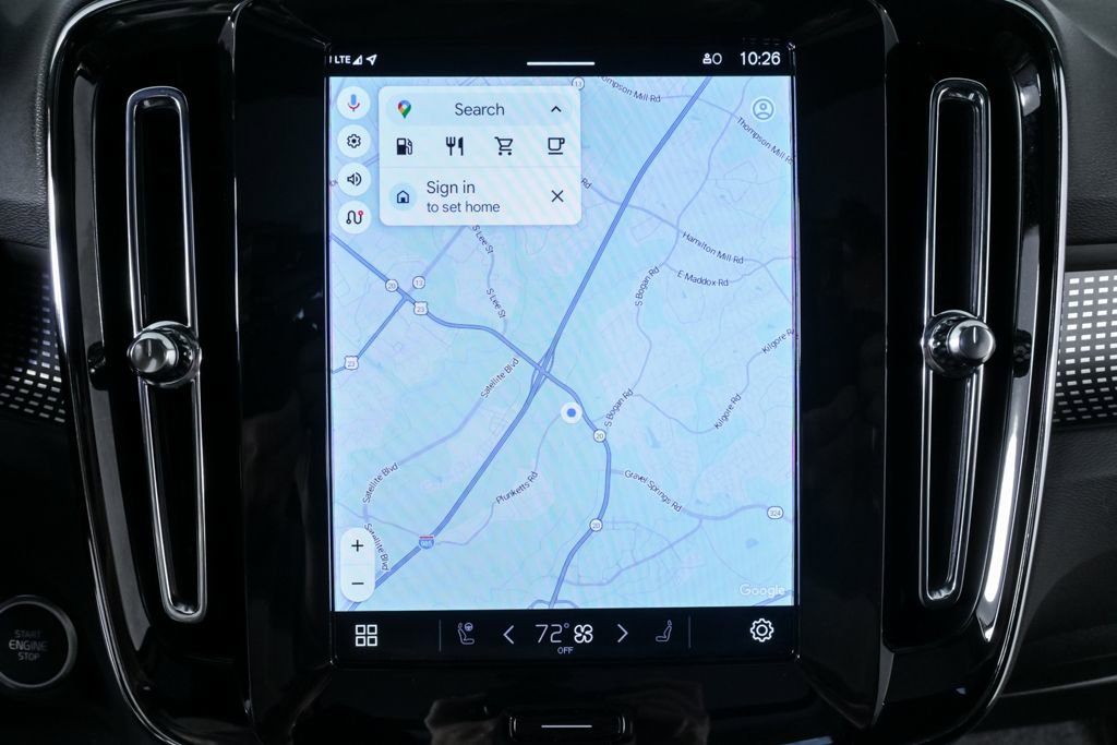 Certified 2025 Volvo XC40 B5 Plus image 16