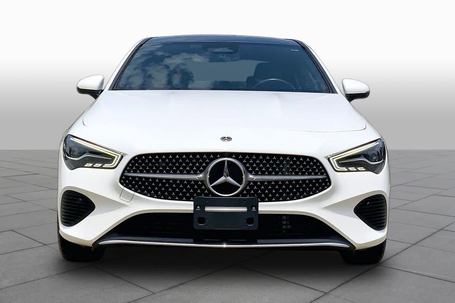 Used 2025 Mercedes-Benz CLA 250 image 4