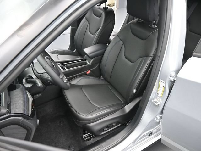 New 2025 Jeep Compass Limited w/ Driver Assist Group I AWD/4WD image 9