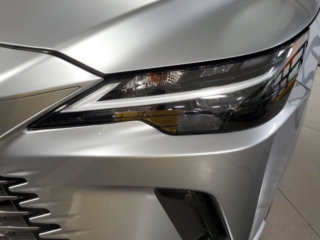 Used 2023 Lexus RX 350 Premium w/ Accessory Package AWD/4WD image 31