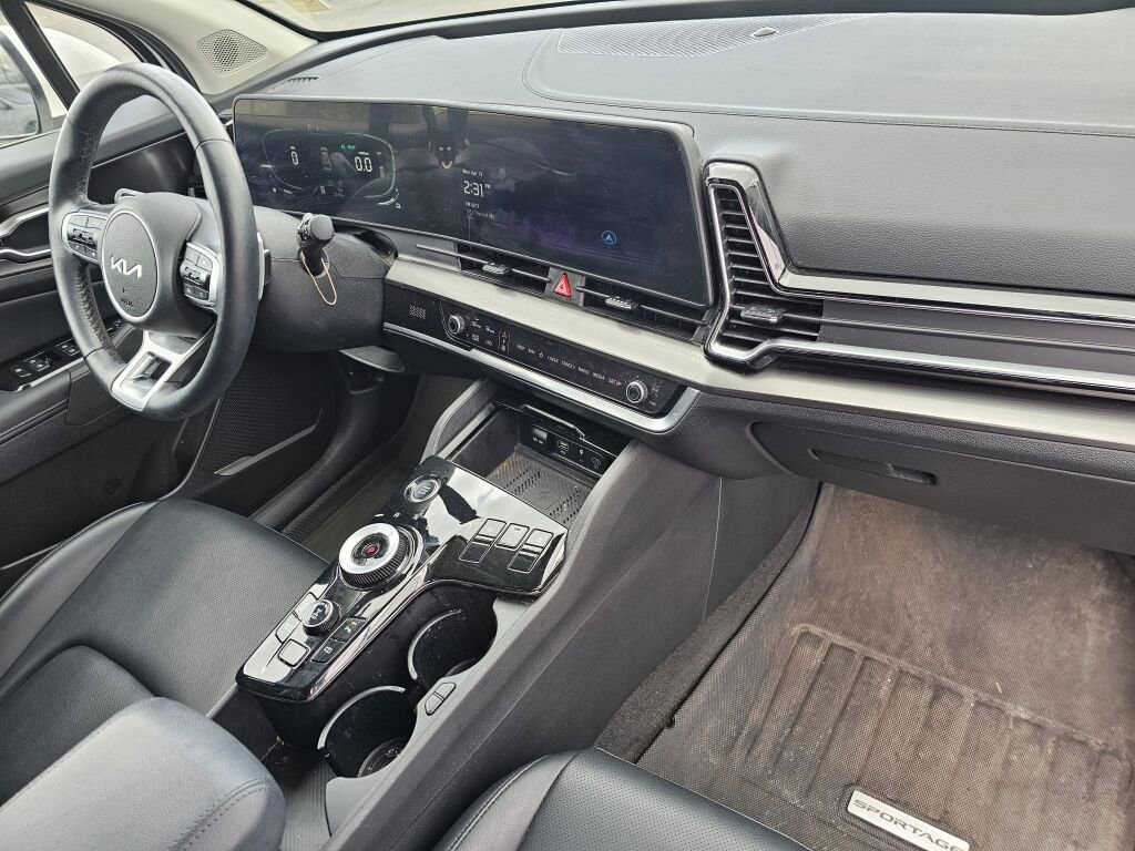 Used 2023 Kia Sportage EX AWD/4WD image 10