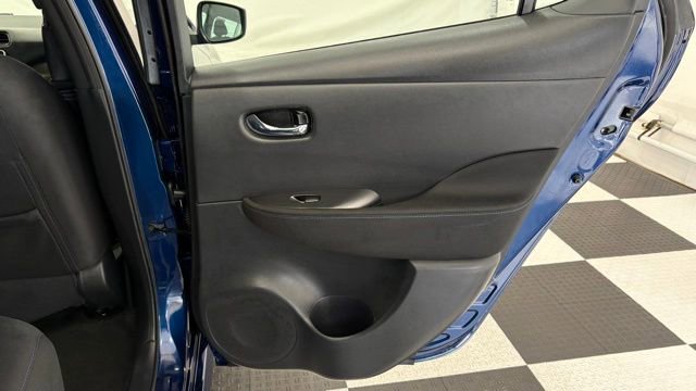 Used 2022 Nissan Leaf S image 27