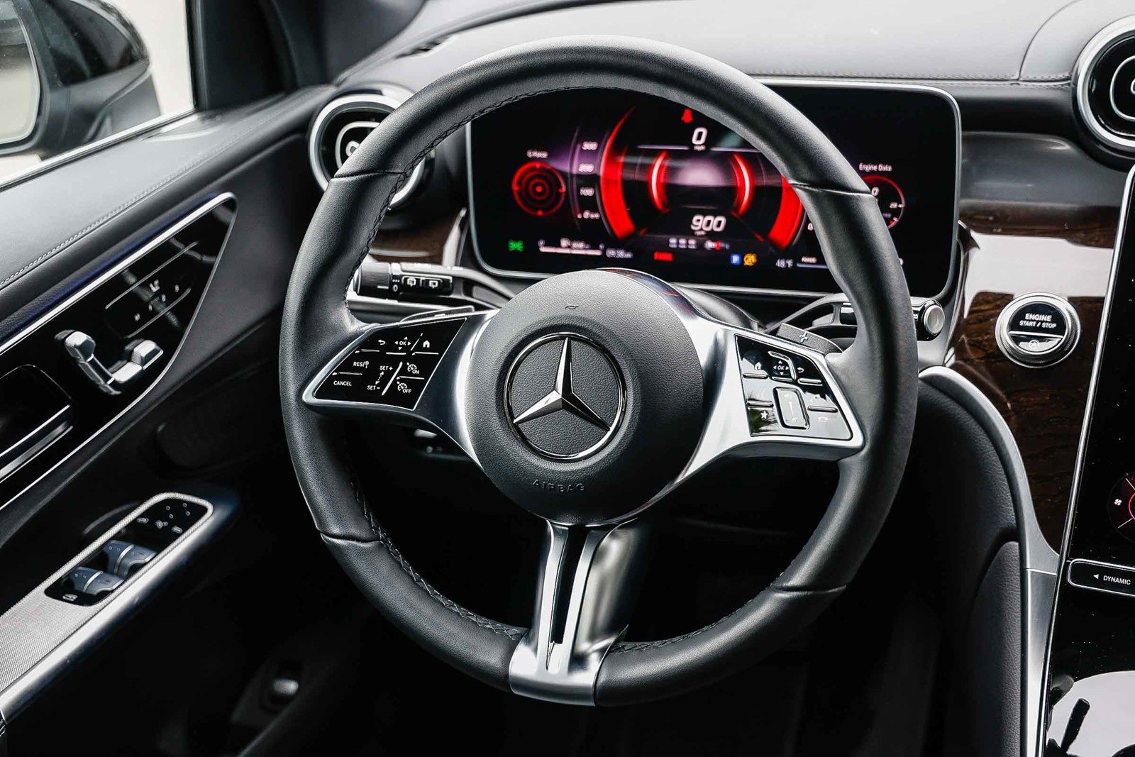 Certified 2025 Mercedes-Benz GLC 300 image 13