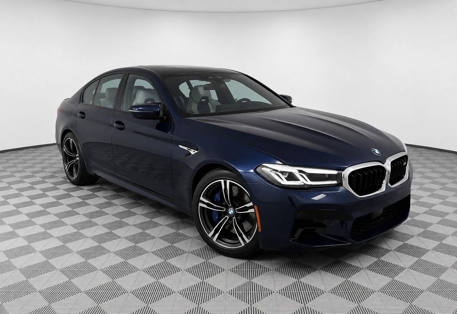 Used 2023 BMW M5 w/ Executive Package AWD/4WD image 7