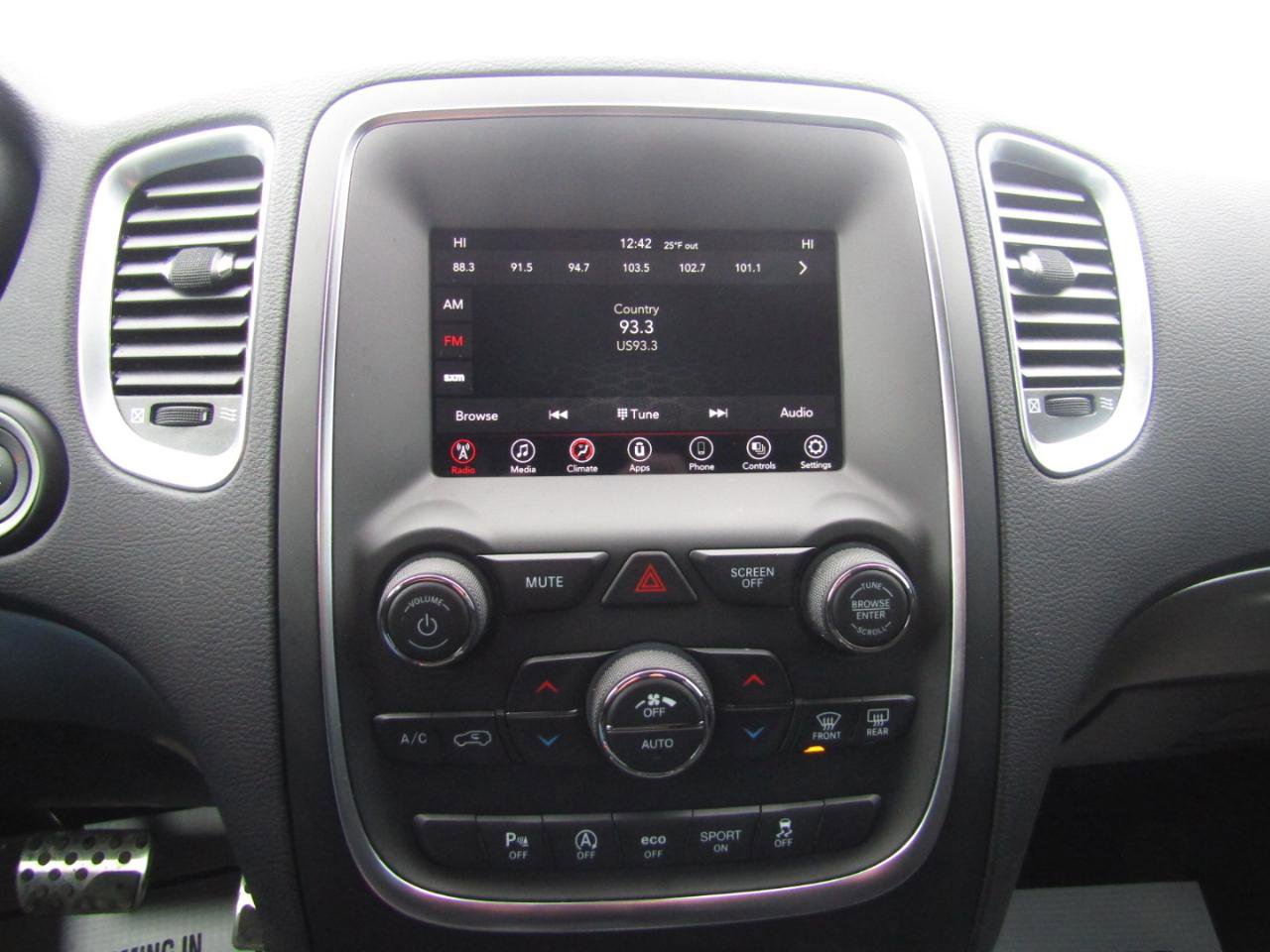 Used 2019 Dodge Durango SXT AWD/4WD image 14