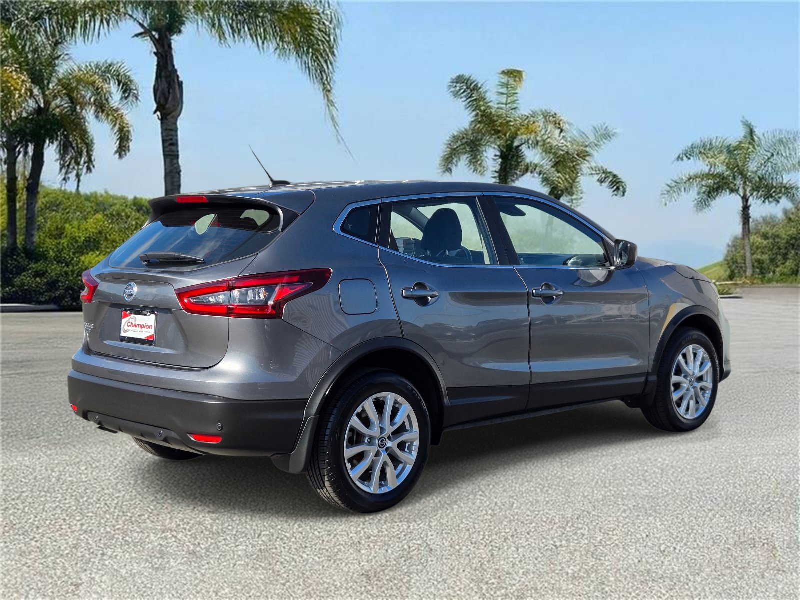 Used 2021 Nissan Rogue Sport S FWD image 4