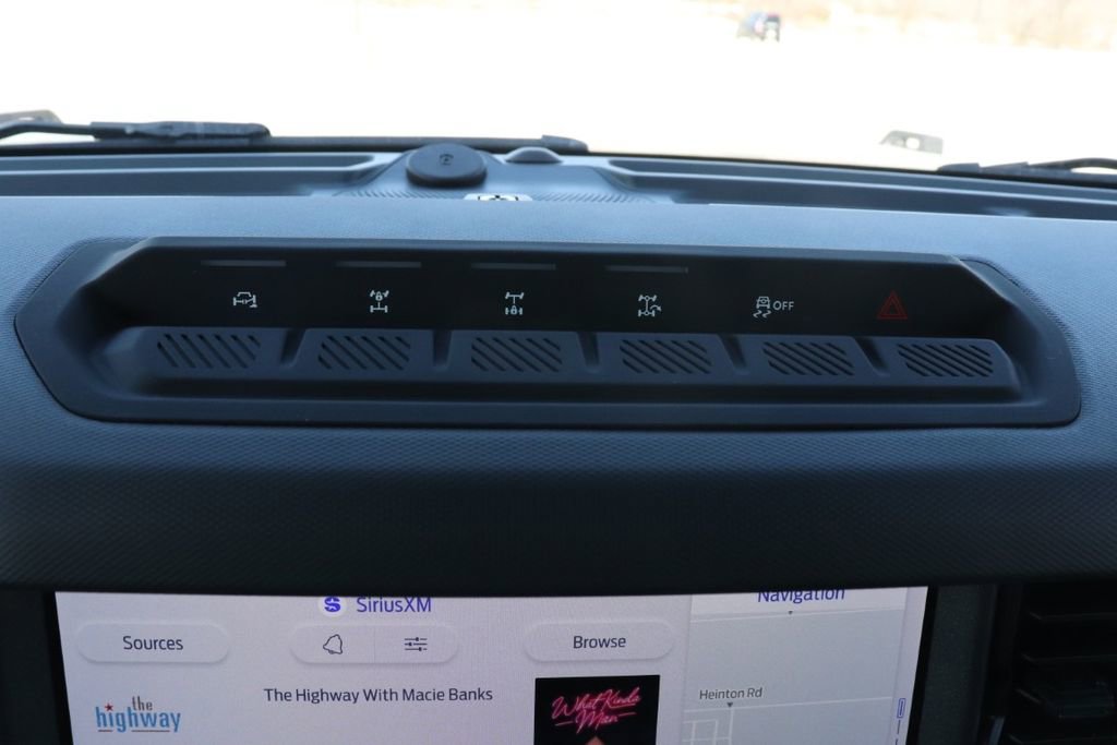 New 2026 Ford Bronco Badlands image 27