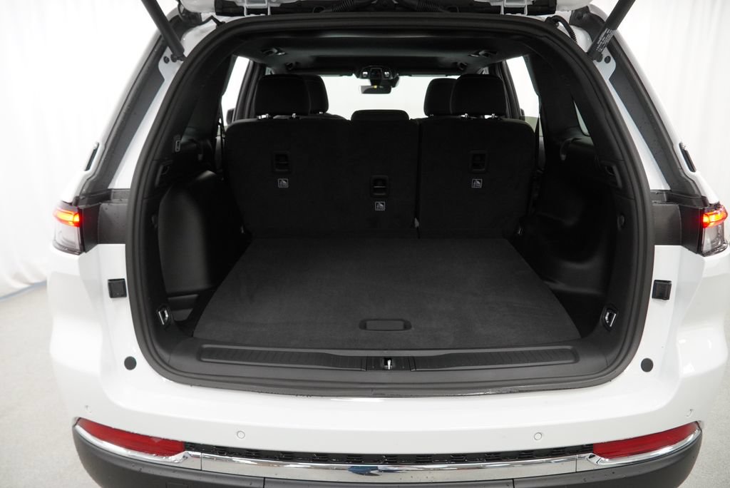 New 2027 Jeep Grand Cherokee Laredo AWD/4WD image 31