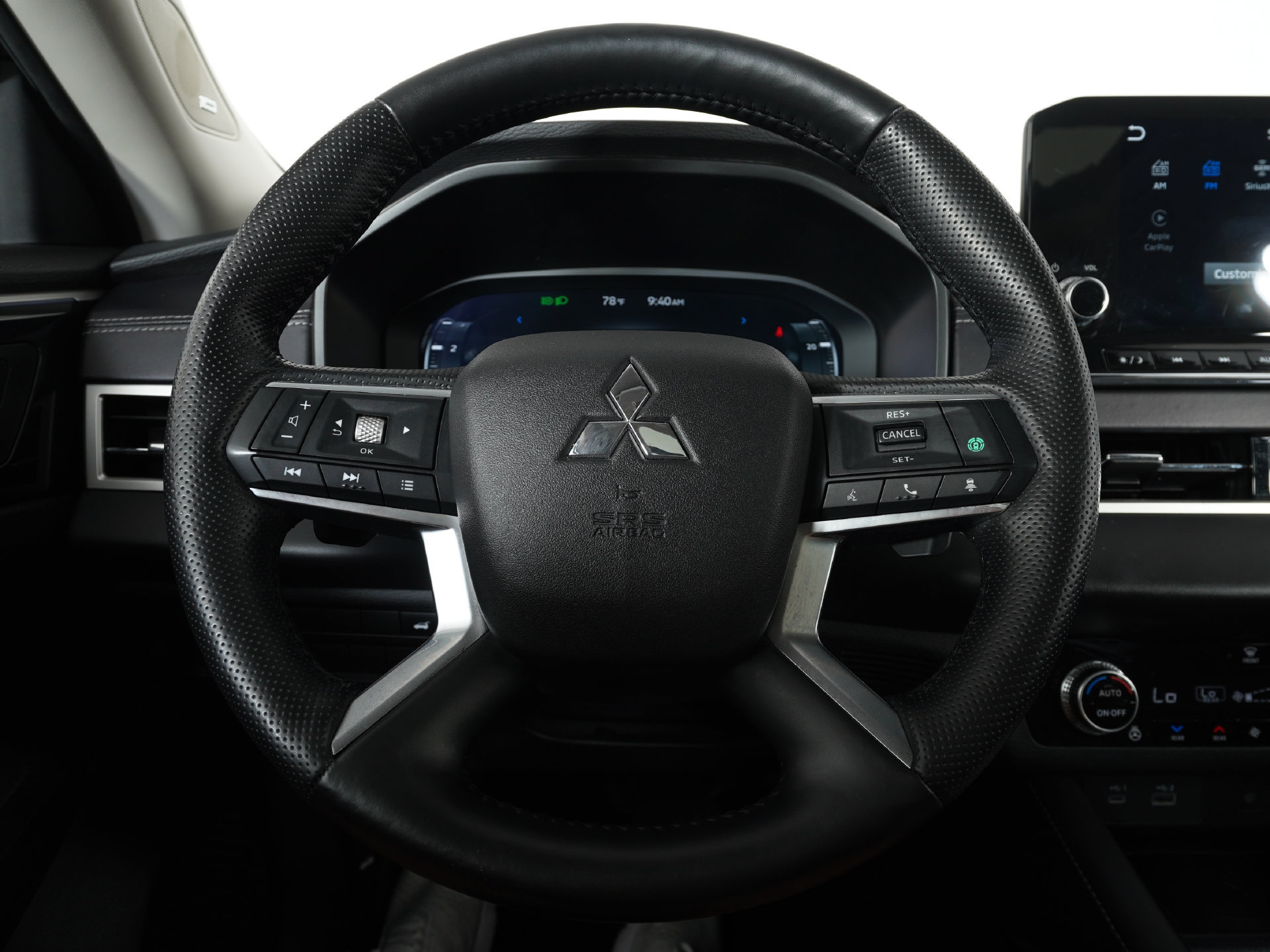 Used 2024 Mitsubishi Outlander SEL FWD image 19