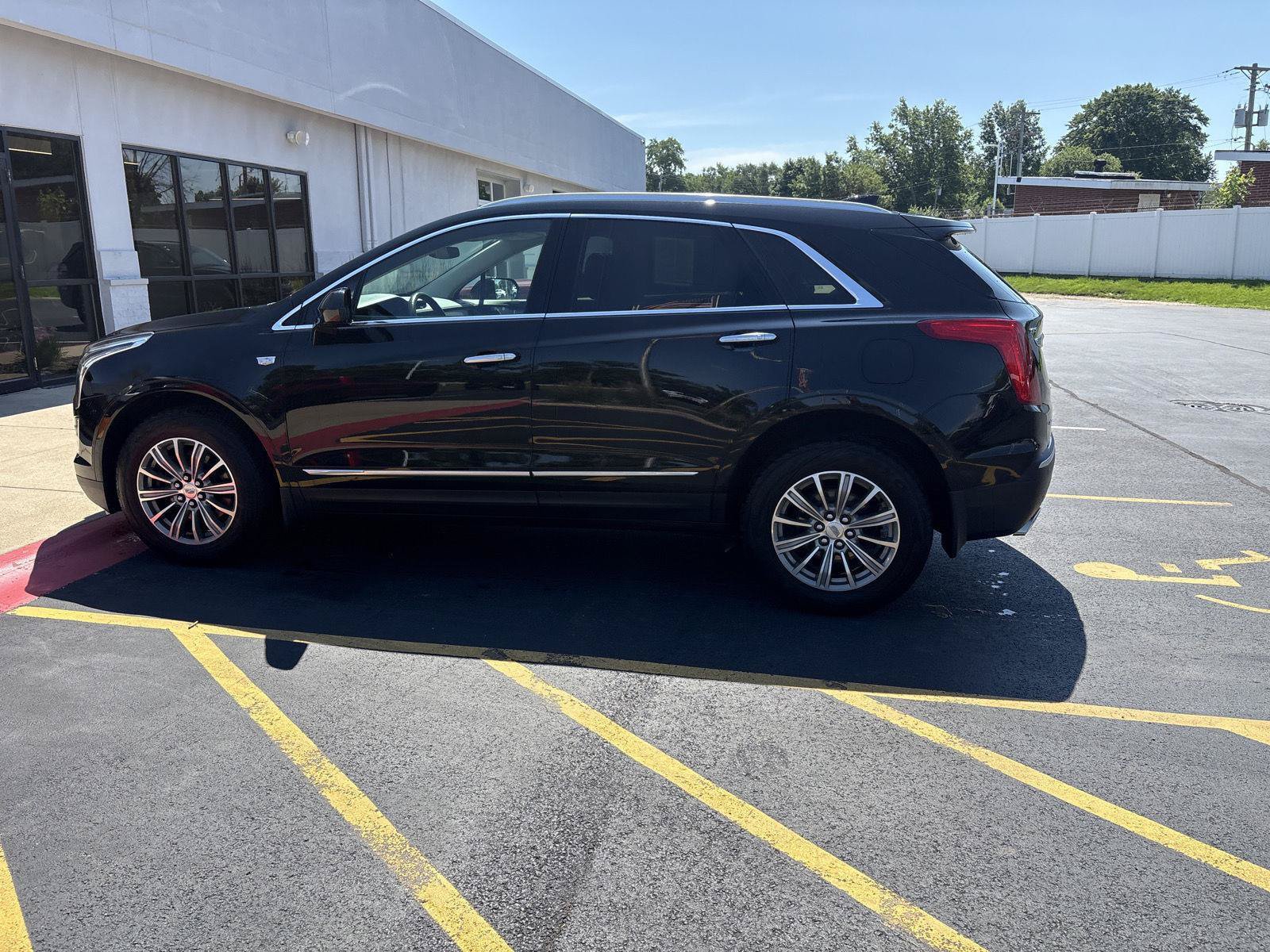 Used 2019 Cadillac XT5 Luxury AWD/4WD image 8