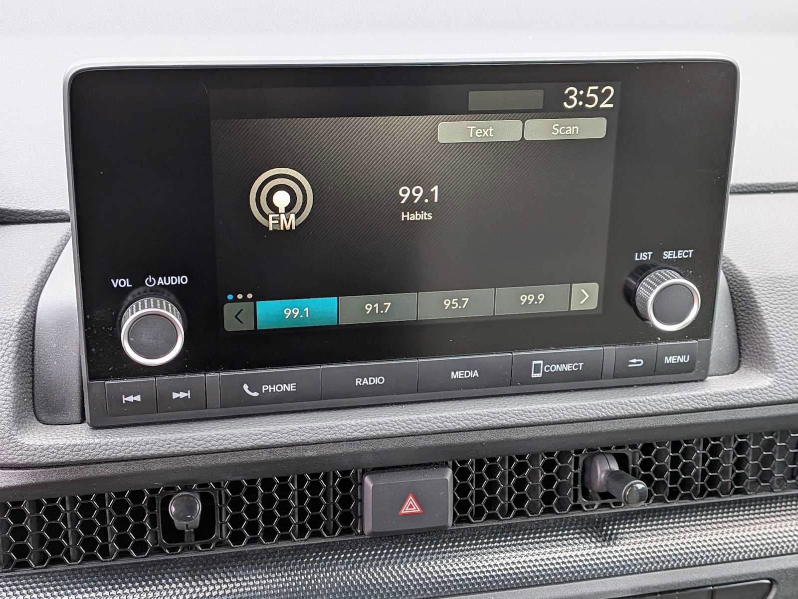 Certified 2024 Honda CR-V EX image 28
