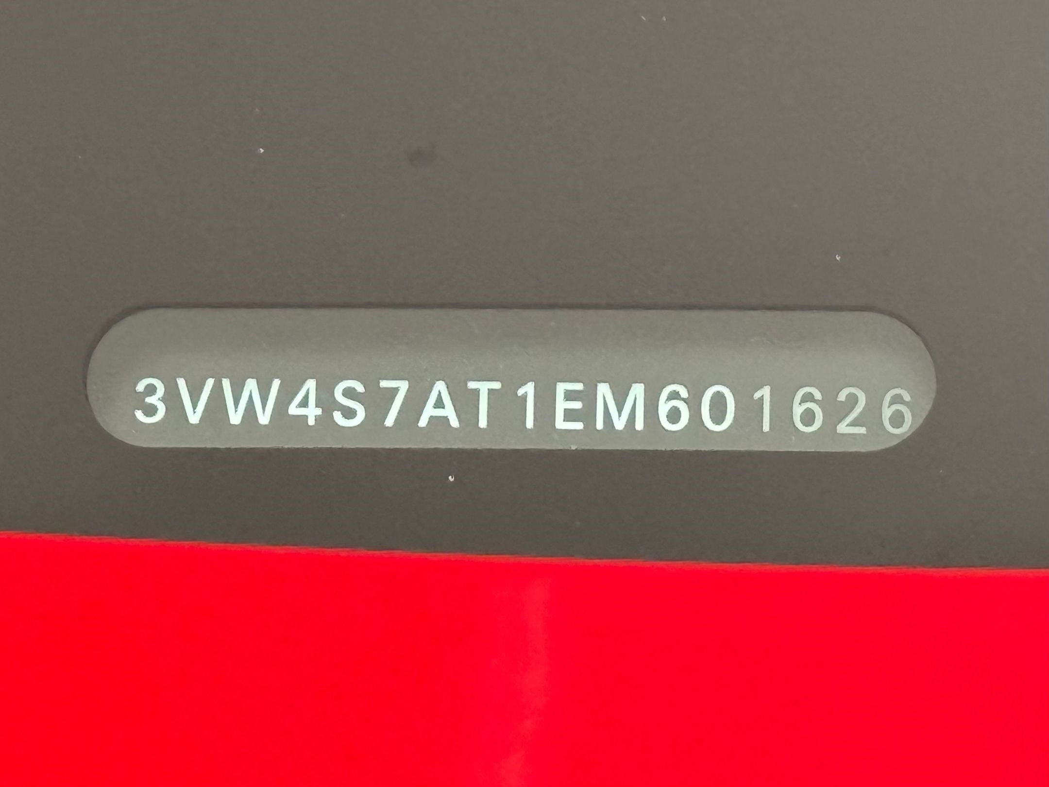 Used 2014 Volkswagen Beetle R-Line image 21