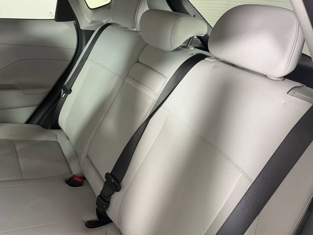 Used 2024 Hyundai Kona SEL image 12