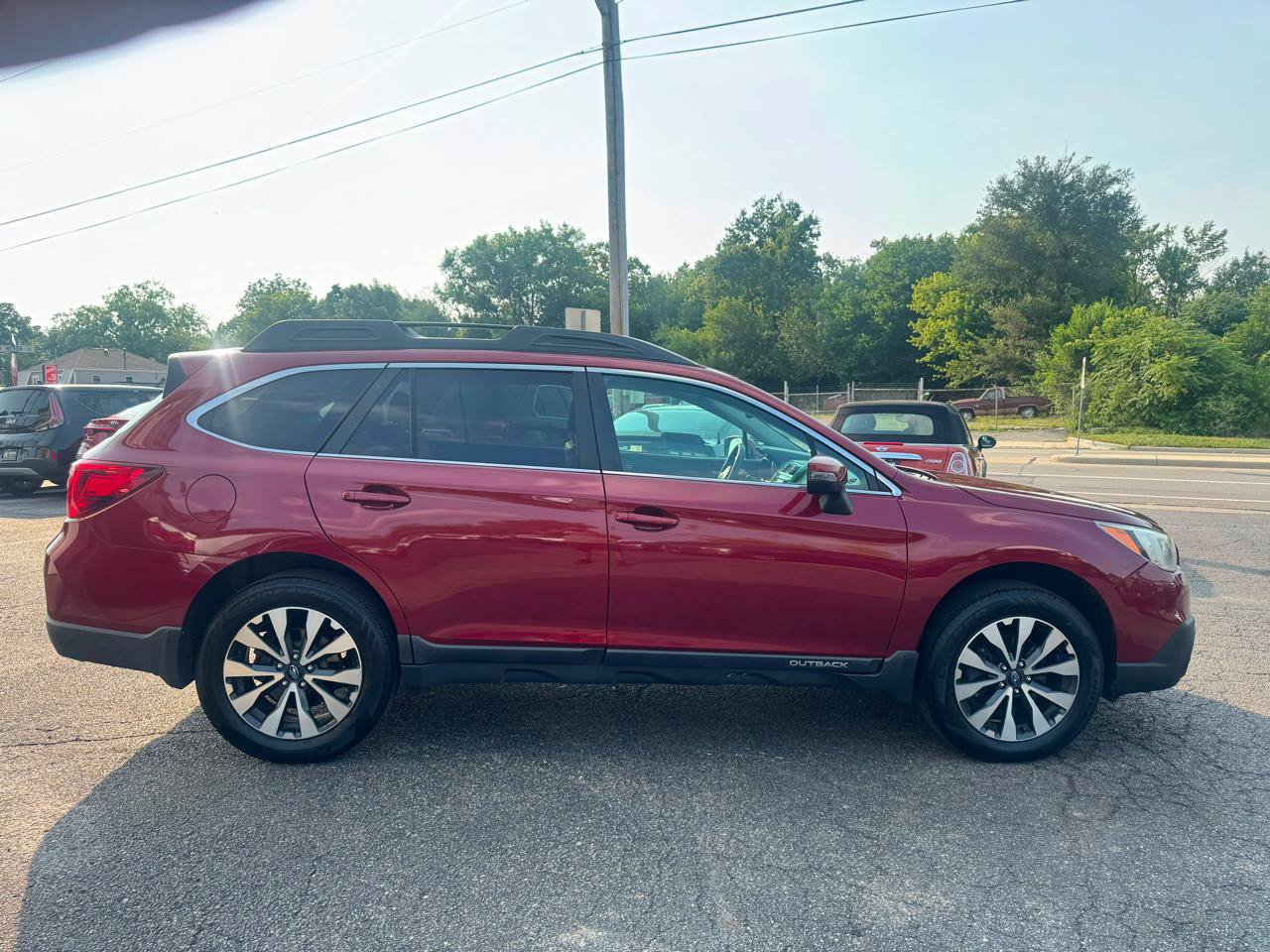 Used 2015 Subaru Outback 3.6R Limited AWD/4WD image 5