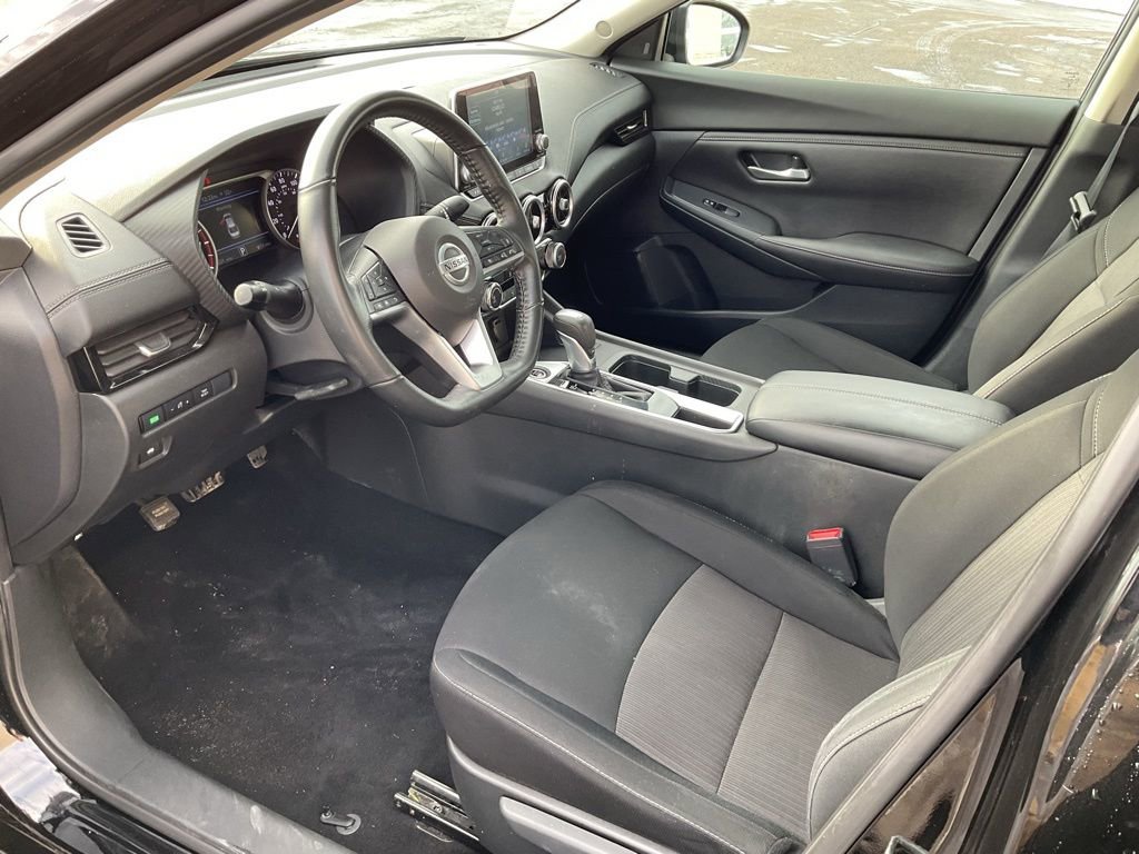 Used 2022 Nissan Sentra SV image 10