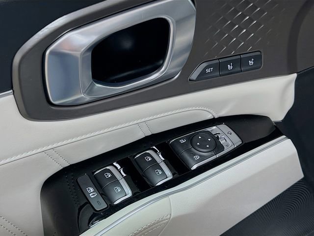 Certified 2023 Kia Sorento SX Prestige image 18