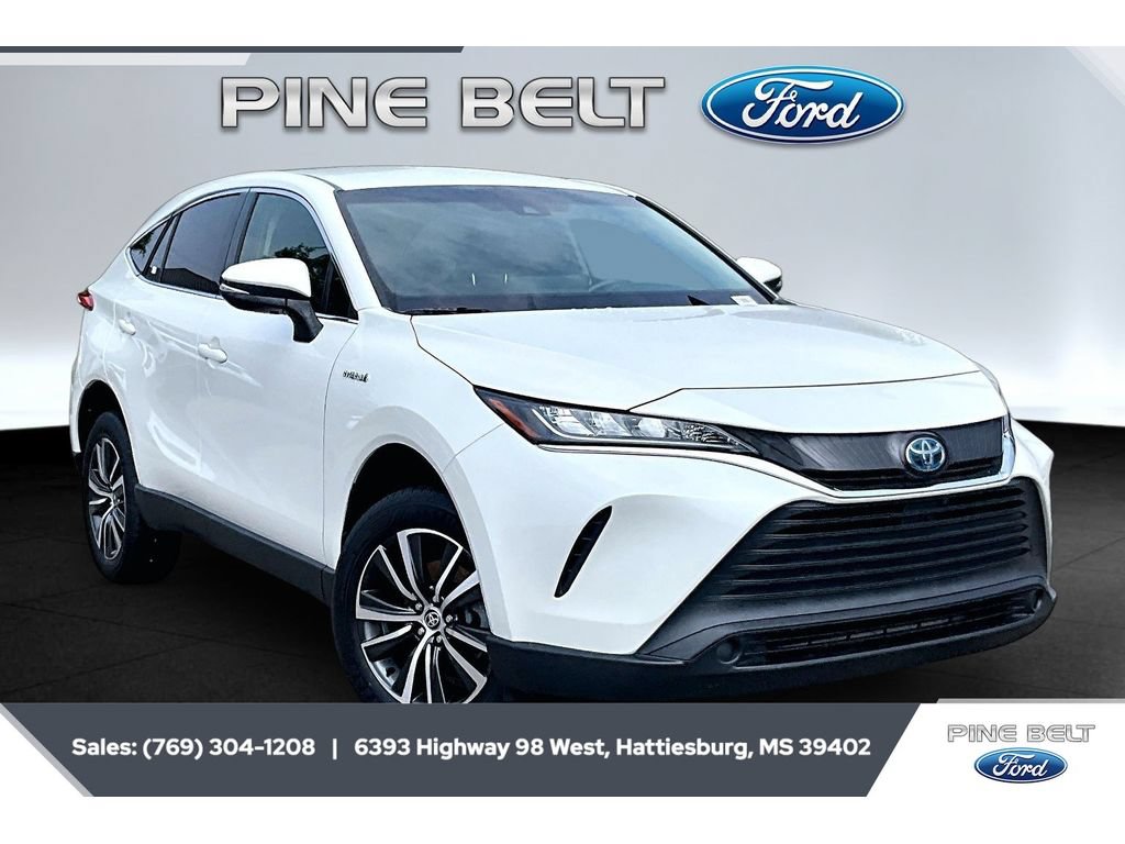 Used 2021 Toyota Venza LE AWD/4WD image 1