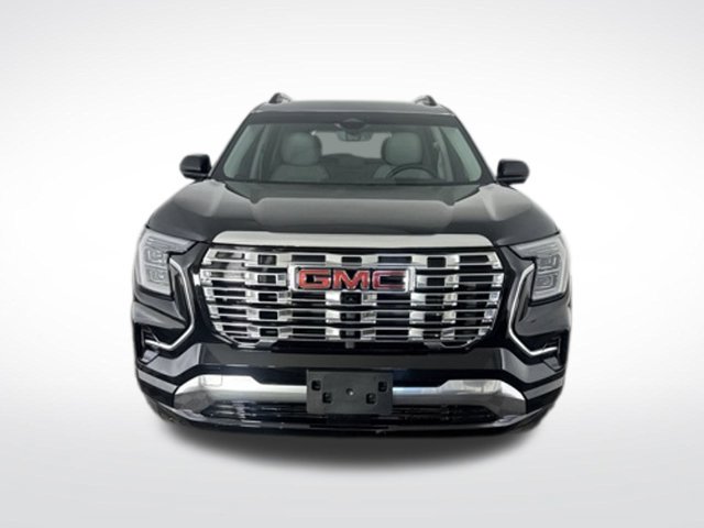 Used 2026 GMC Terrain Denali AWD/4WD image 4