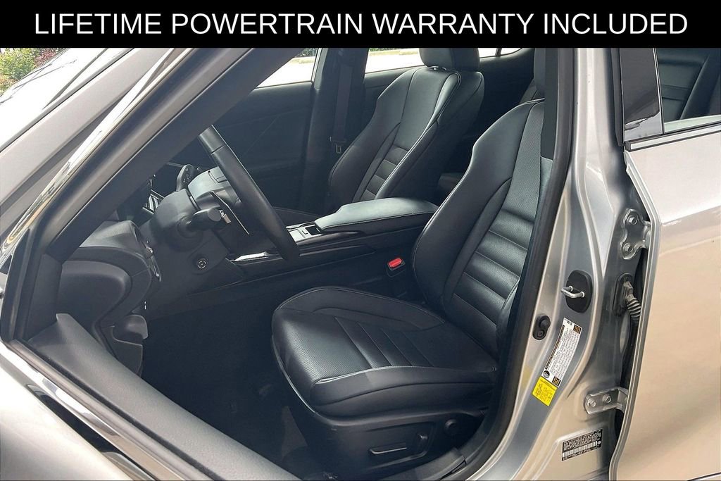 Used 2025 Lexus IS 500 RWD image 28