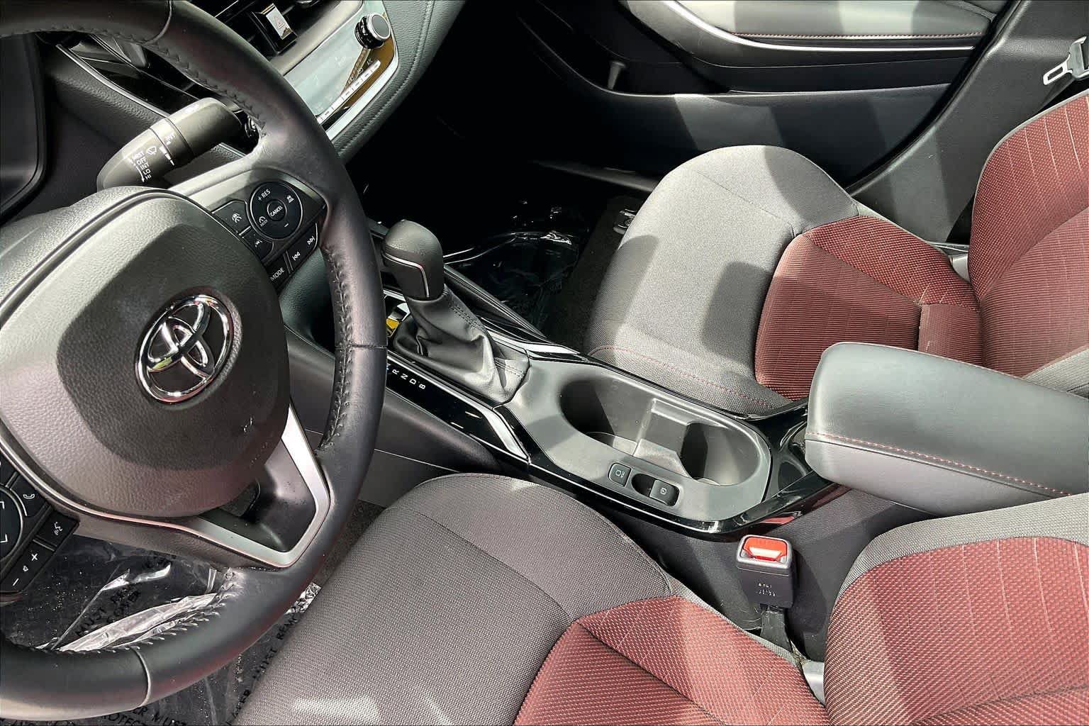 Used 2024 Toyota Corolla SE FWD image 17