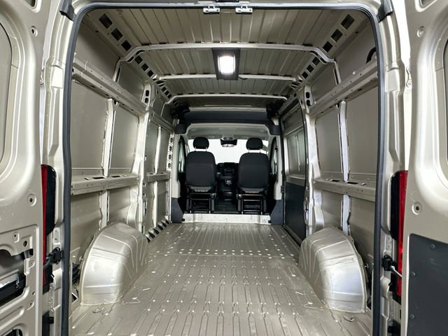 Used 2022 RAM ProMaster 1500 w/ Premium Appearance Group FWD image 3
