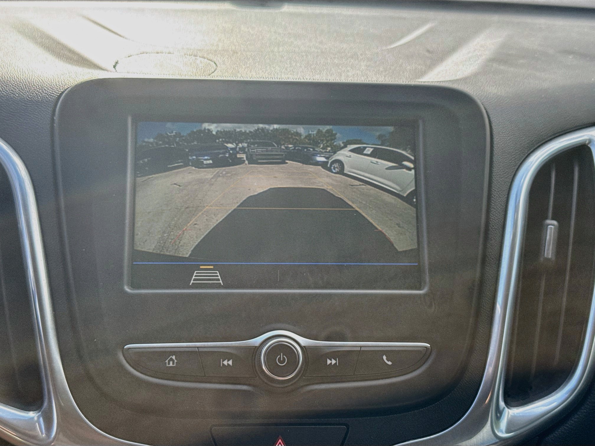 Used 2019 Chevrolet Equinox LT FWD image 11