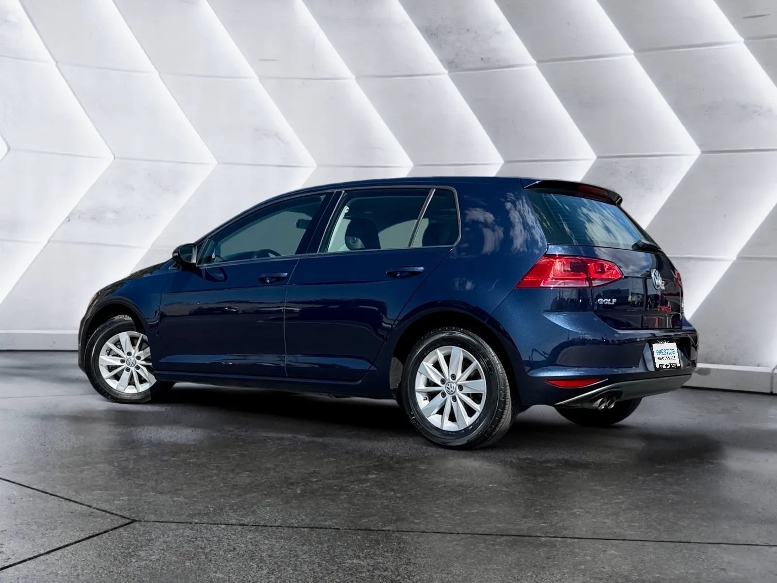 Used 2015 Volkswagen Golf SEL FWD image 6
