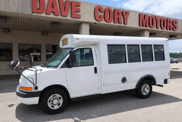Used 2014 Chevrolet Express 3500 w/ School Bus Package RWD image 1