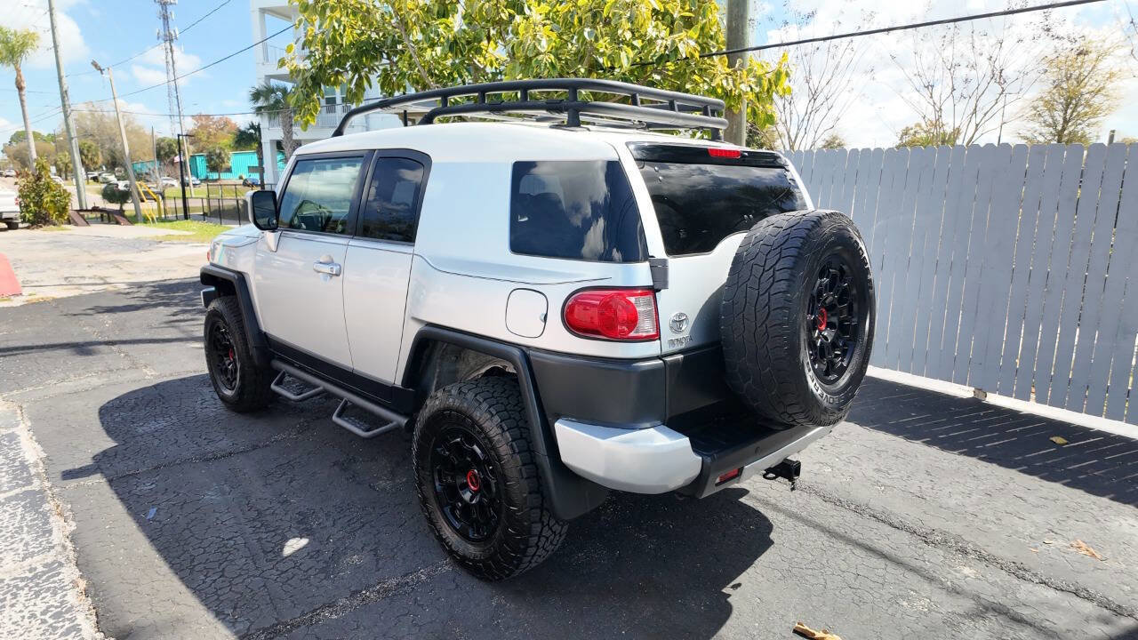 Used 2008 Toyota FJ Cruiser 4WD image 6