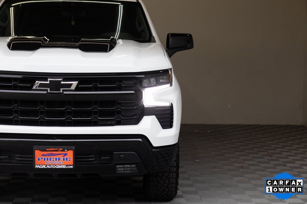 Used 2024 Chevrolet Silverado 1500 LT Trail Boss w/ Dark Appearance Package image 5