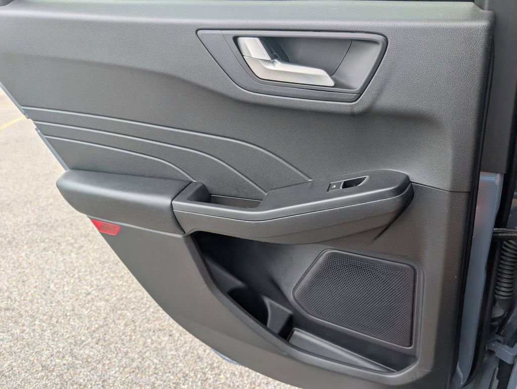 Used 2024 Ford Escape ST-Line FWD image 28