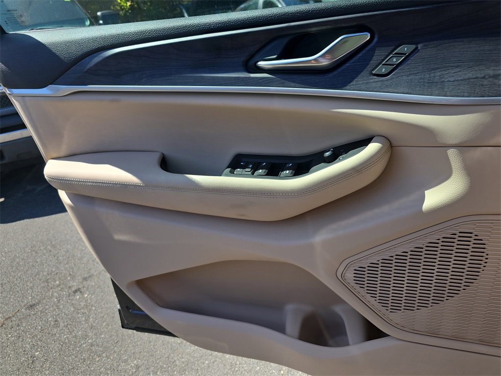 New 2025 Jeep Grand Cherokee L Limited image 28