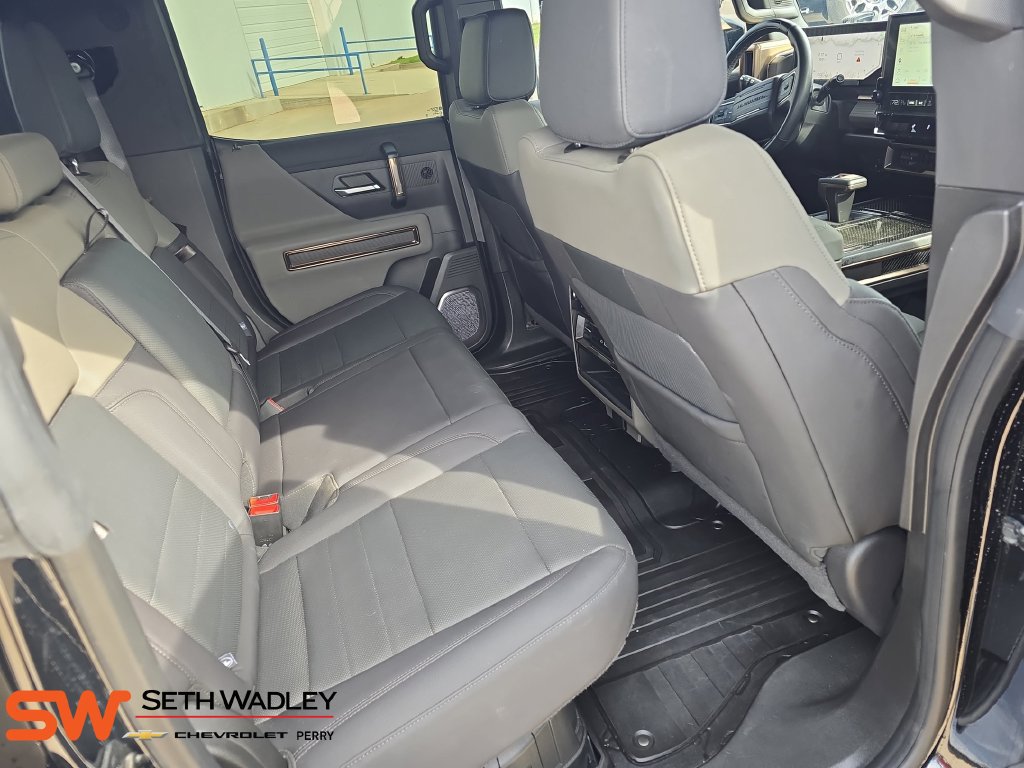 Used 2024 GMC Hummer EV 3X w/ LPO, Illumination Package AWD/4WD image 11