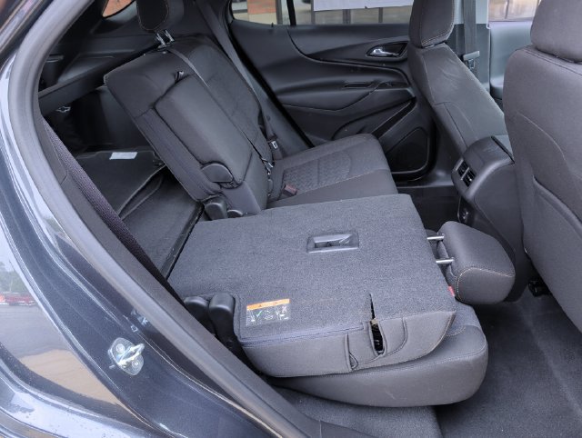 Used 2023 Chevrolet Equinox LT FWD image 31