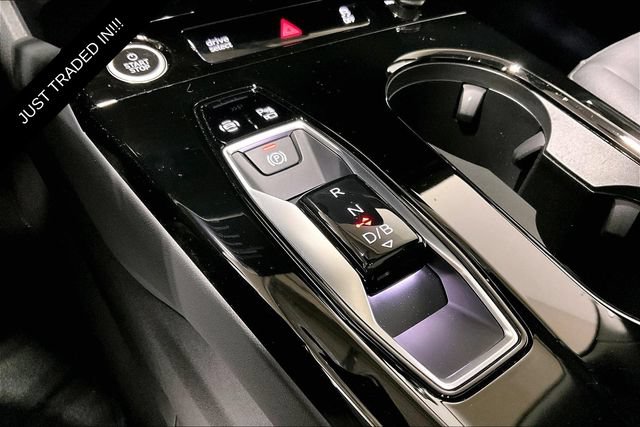 Certified 2025 Audi A6 e-tron Premium w/ Ultra Package AWD/4WD image 7