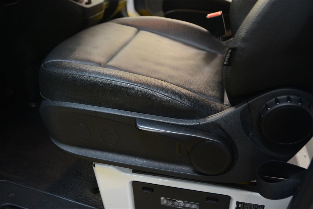 Used 2022 Mercedes-Benz Sprinter 144 Cargo image 13