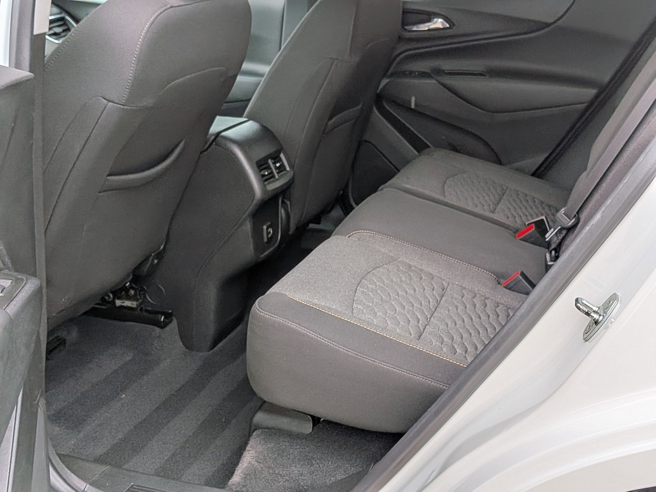 Used 2020 Chevrolet Equinox LT AWD/4WD image 21