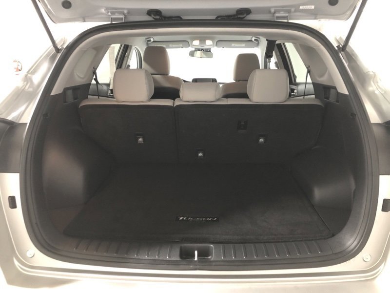 Used 2020 Hyundai Tucson SE image 8
